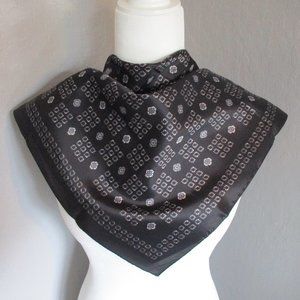 Black & white patchwork scarf